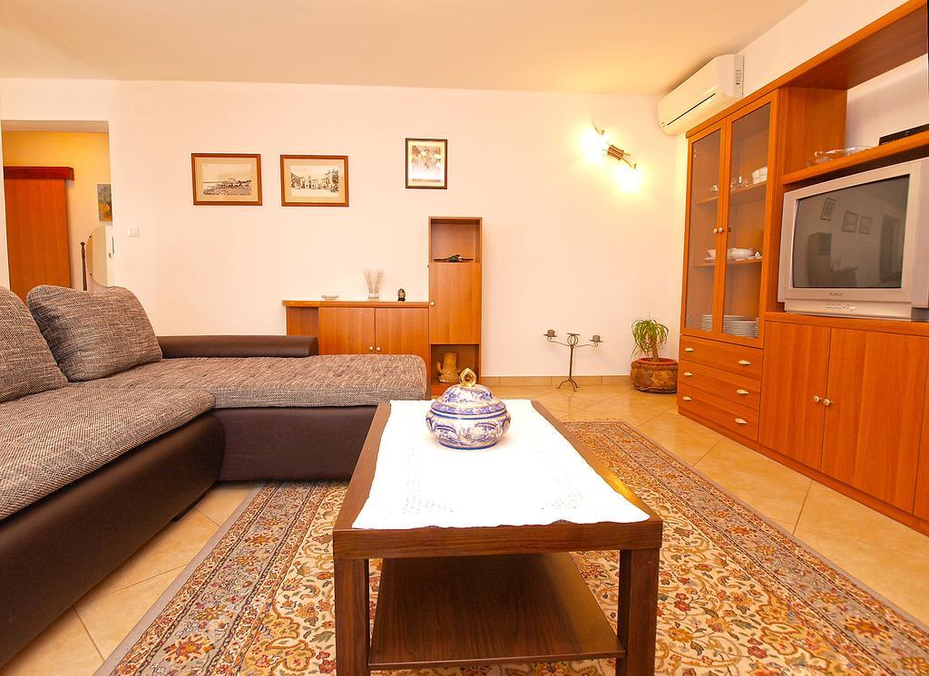 Apartments Munida 734 Медулин Екстер'єр фото